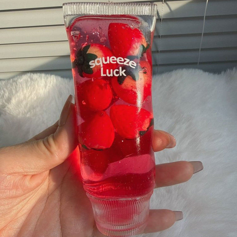 Strawberry Toothpaste（Strawberry decor is hard）